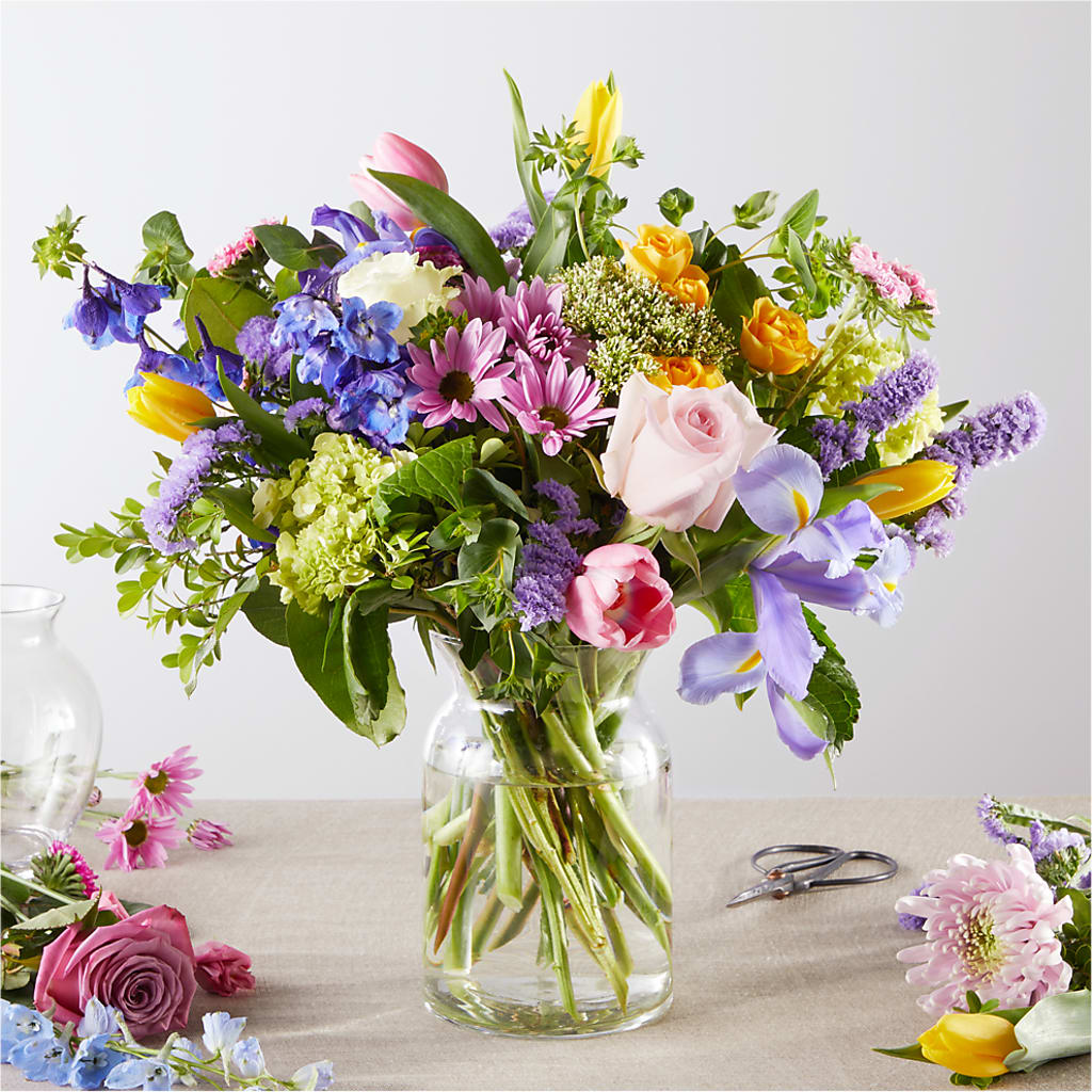 Pastel Tradition - A Florist Original – A Heavenly Florist, Newport News VA