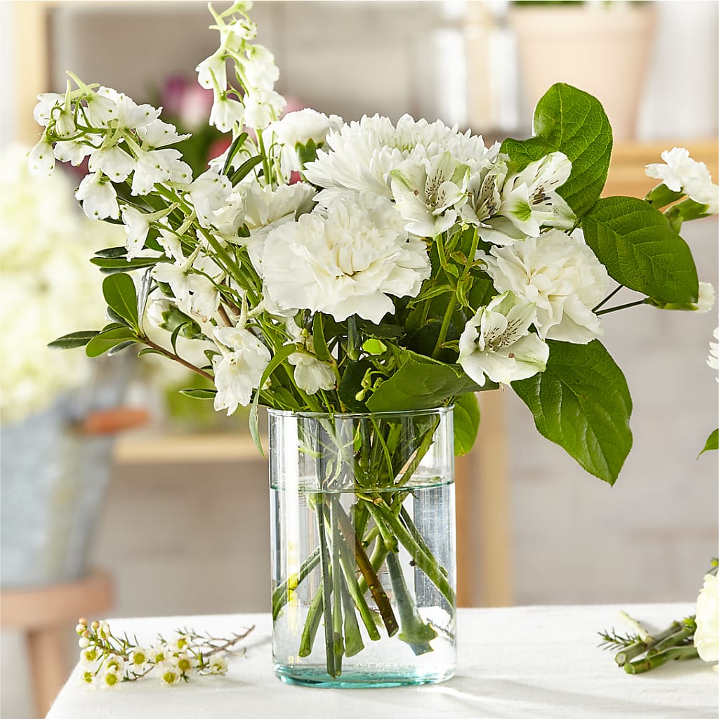 Classic Ivory – A Florist Original – A Heavenly Florist, Newport News VA