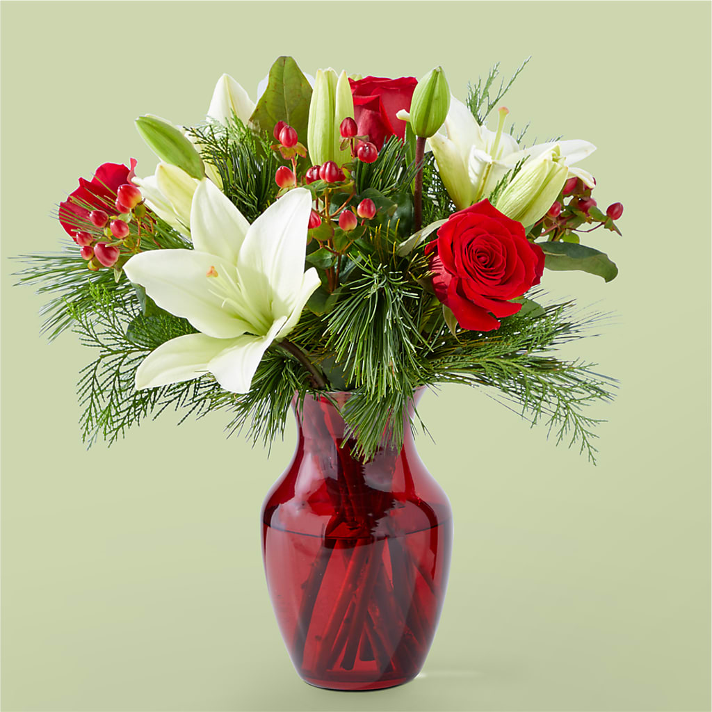 Evergreen Delight Bouquet – A Heavenly Florist, Newport News VA