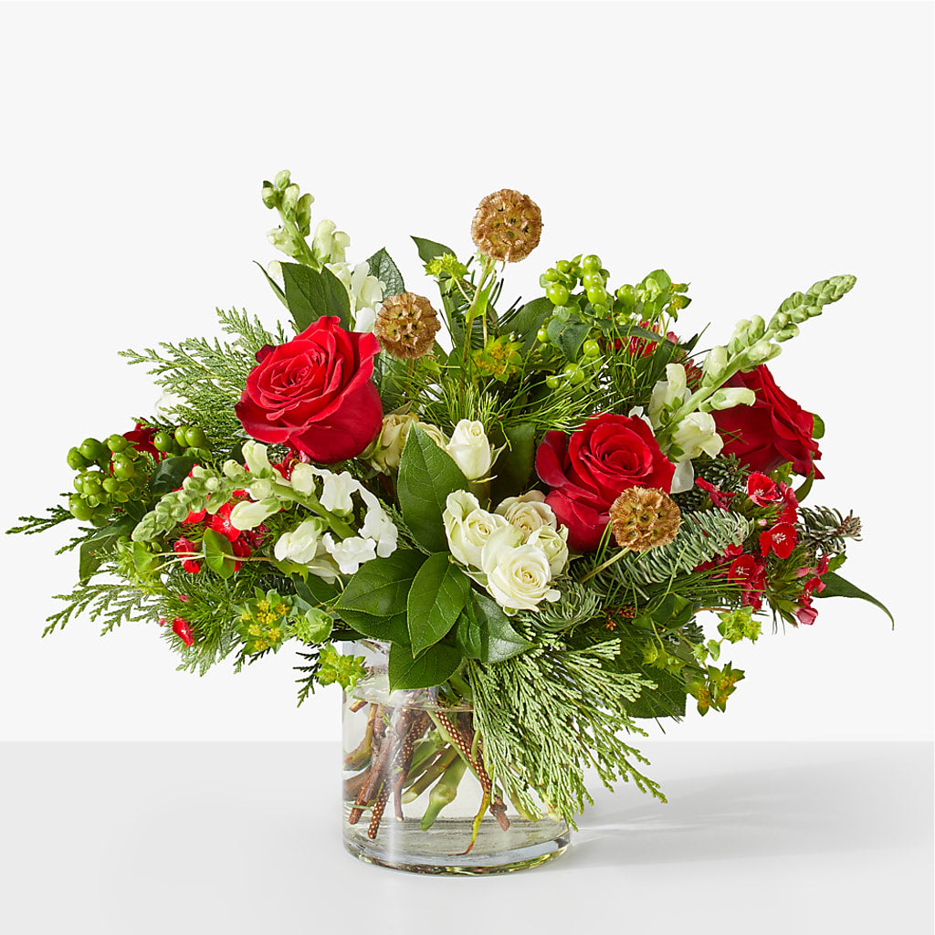 Deck the Halls Bouquet – A Heavenly Florist, Newport News VA