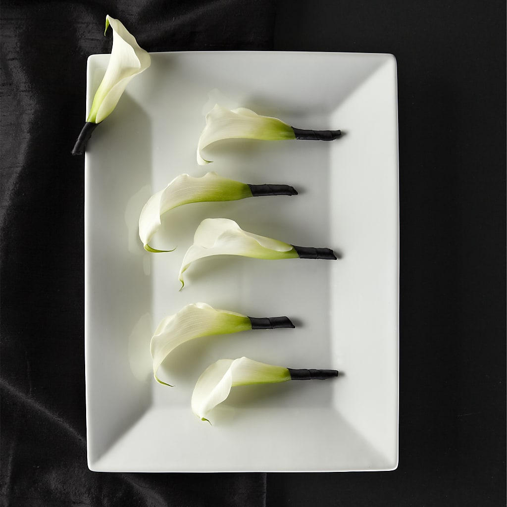 Calla Lily Promise Boutonniere – A Heavenly Florist, Newport News VA