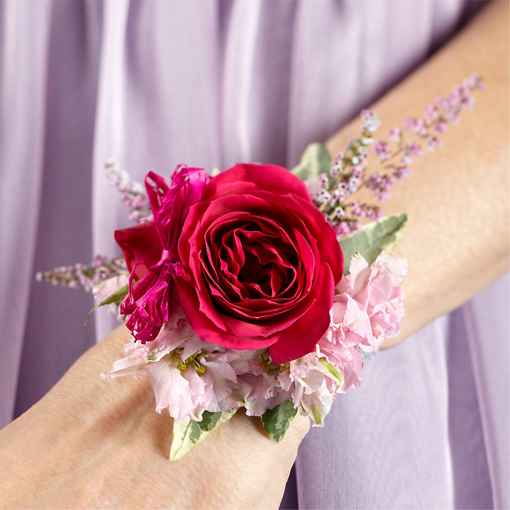 Rose Charm Corsage – A Heavenly Florist, Newport News VA