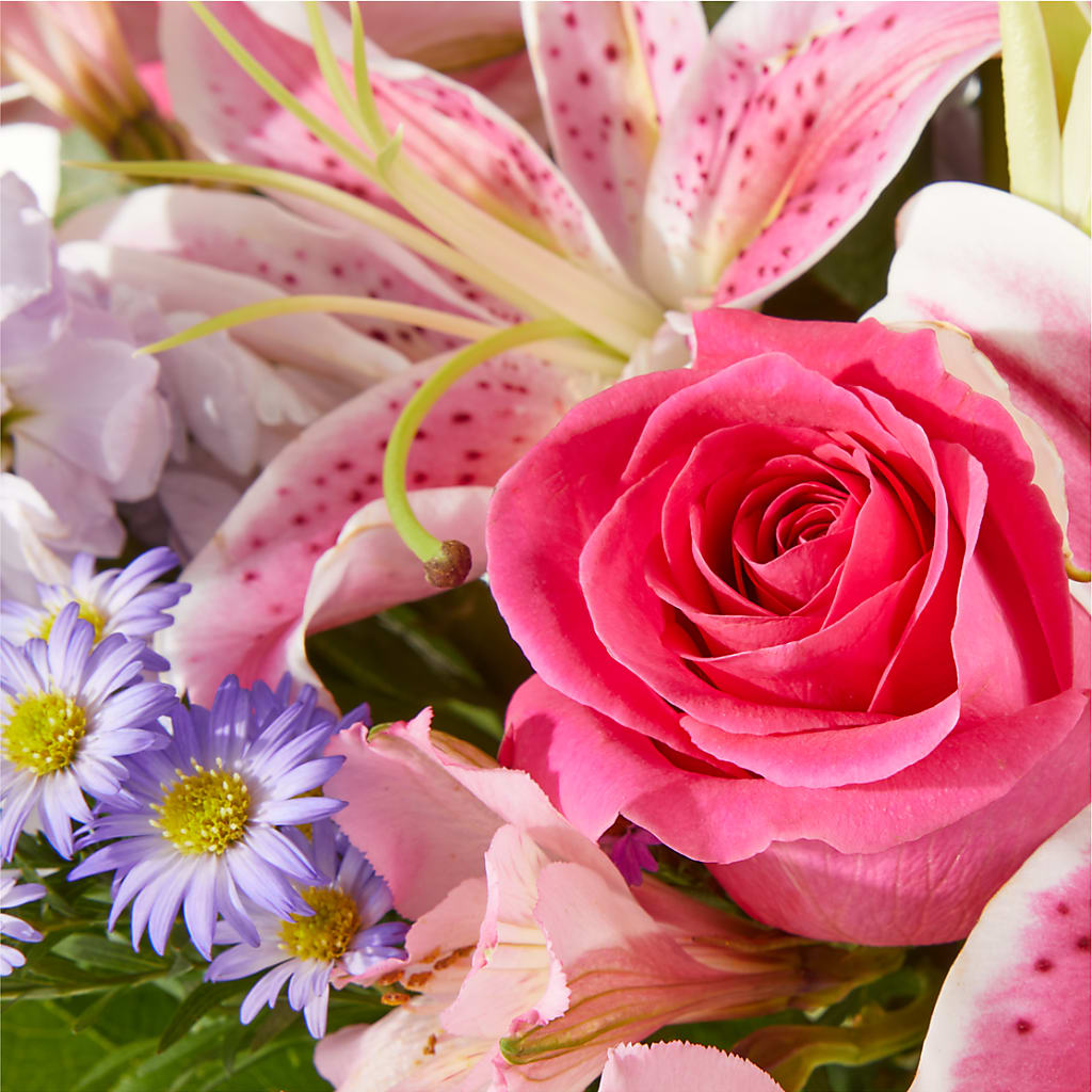 Pressing Petals Bouquet –  A Heavenly Florist, Newport News VA