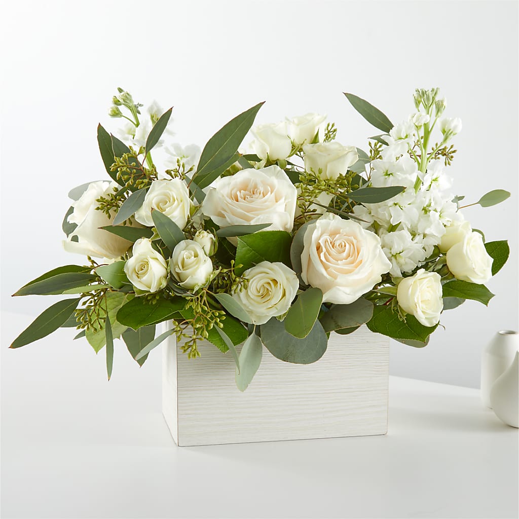 Fresh Linen Box Bouquet –  A Heavenly Florist, Newport News VA