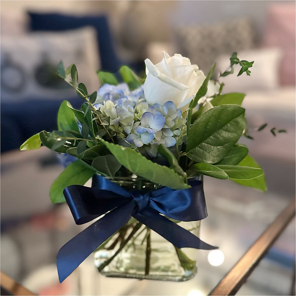 Sky Blue Delight Bouquet –  A Heavenly Florist, Newport News VA