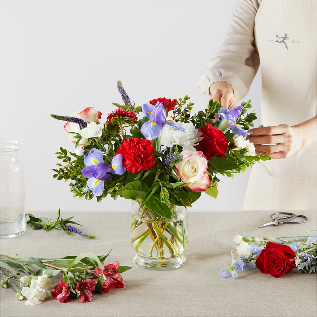 Star Spangled - A Florist Original –  A Heavenly Florist, Newport News VA