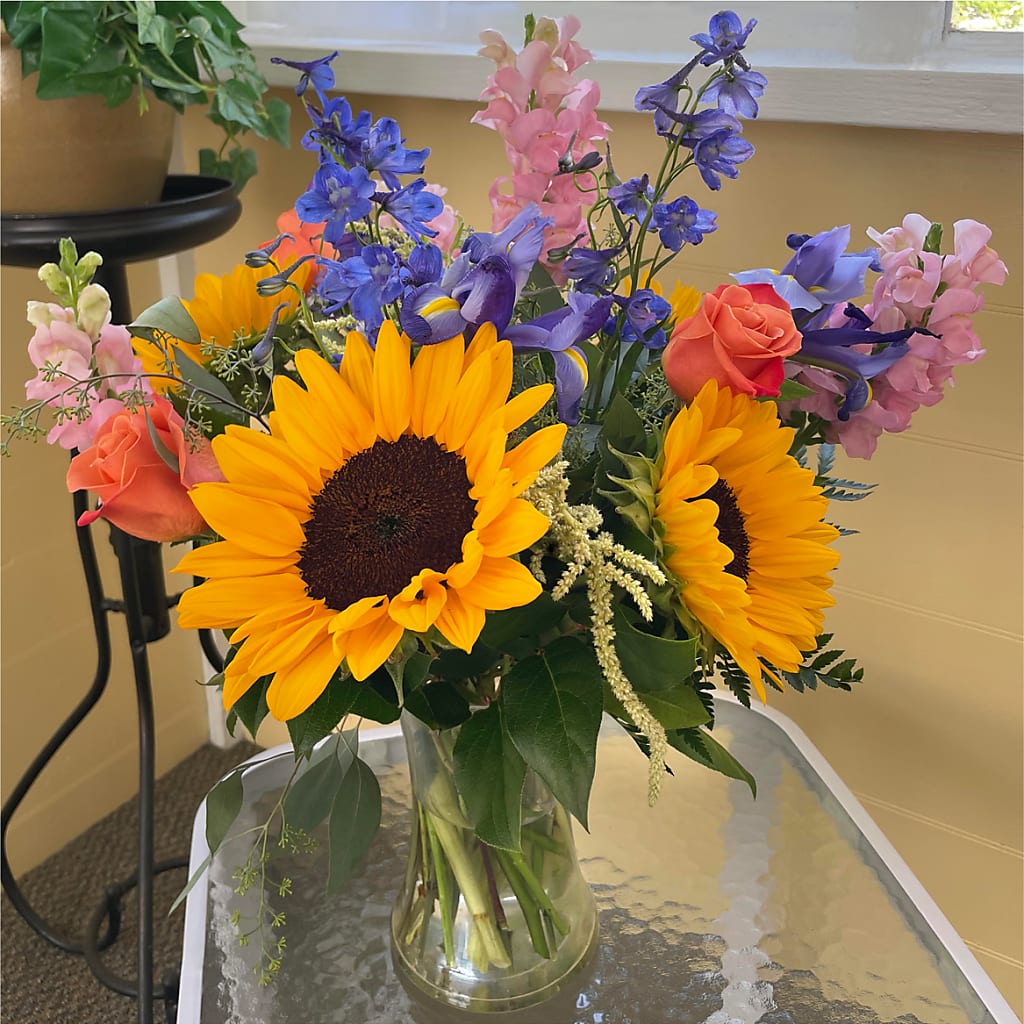 Rays of Life Bouquet –  A Heavenly Florist, Newport News VA