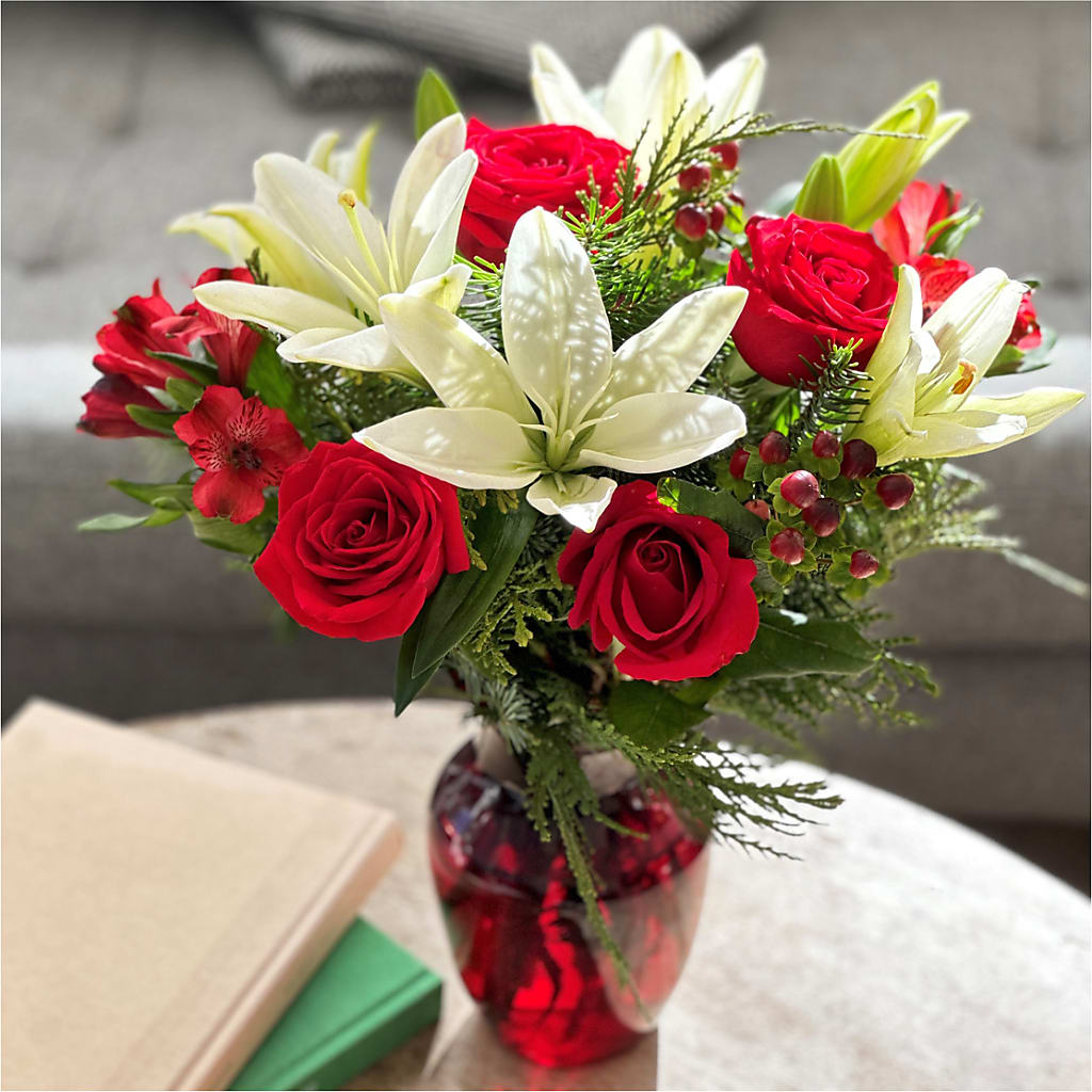 Evergreen Delight Bouquet –  A Heavenly Florist, Newport News VA