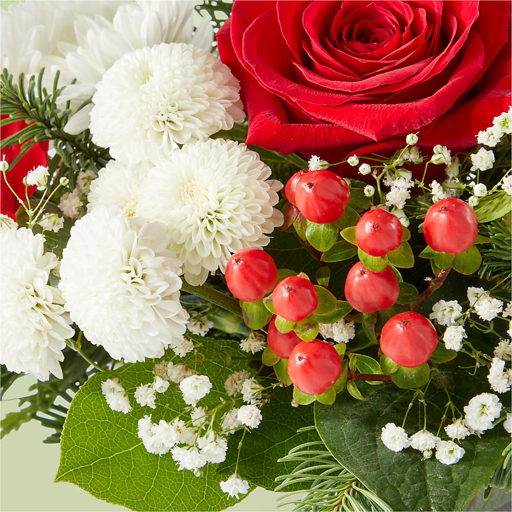 Chance of Flurries Bouquet –  A Heavenly Florist, Newport News VA