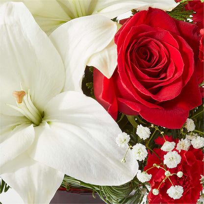 Holiday Season Bouquet –  A Heavenly Florist, Newport News VA