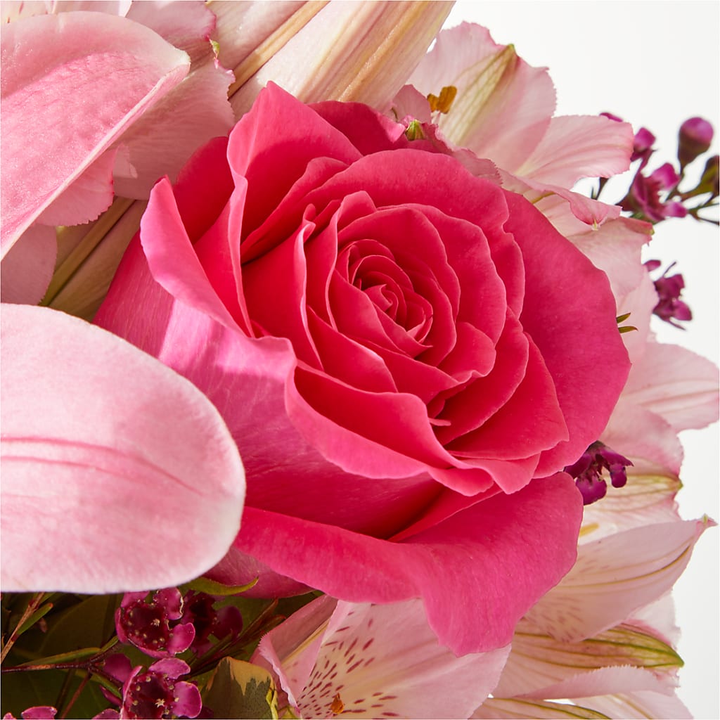 Lucky in Love Bouquet –  A Heavenly Florist, Newport News VA